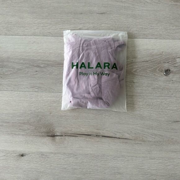 Halara Short Sleeve Twisted Cut Out Yoga Sports Top Lavender Fog S NWT IN PKG - Picture 9 of 10